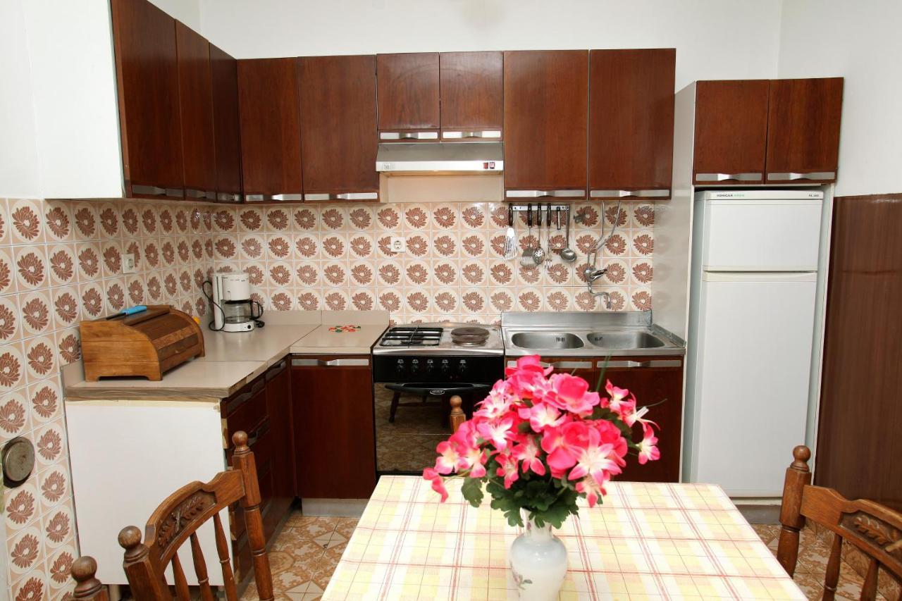 Apartments By The Sea Vinisce, Trogir - 4892 Exterior foto