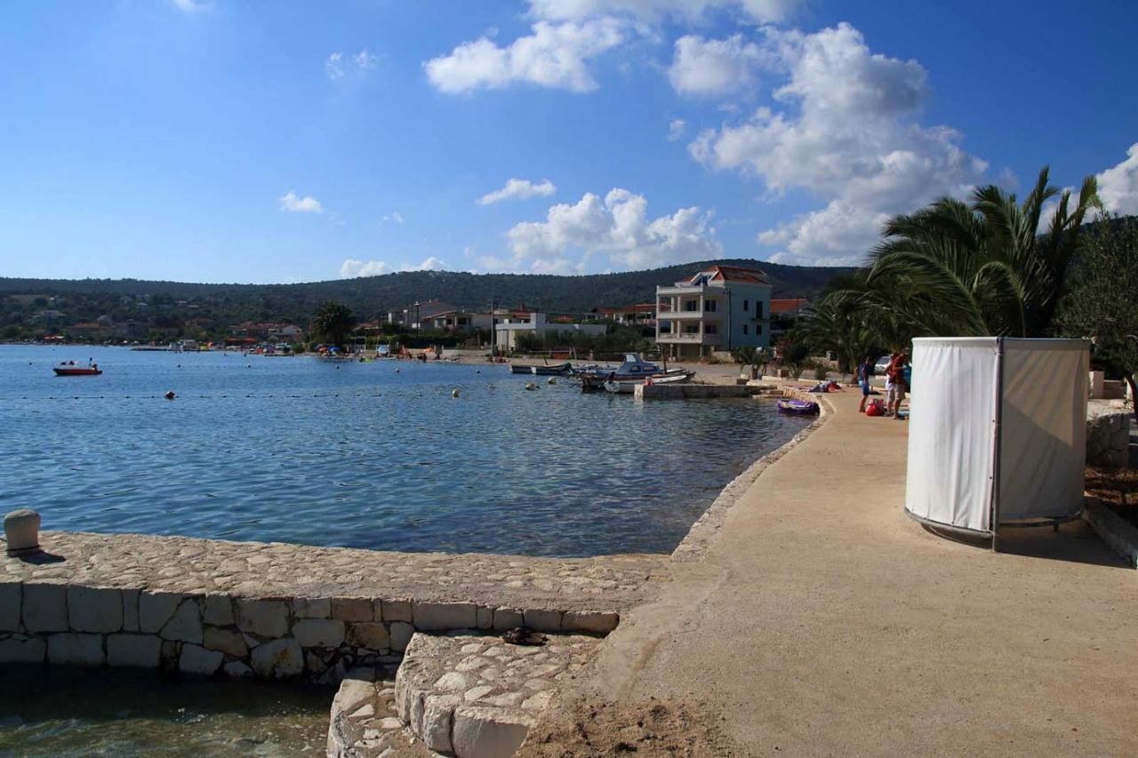Apartments By The Sea Vinisce, Trogir - 4892 Exterior foto