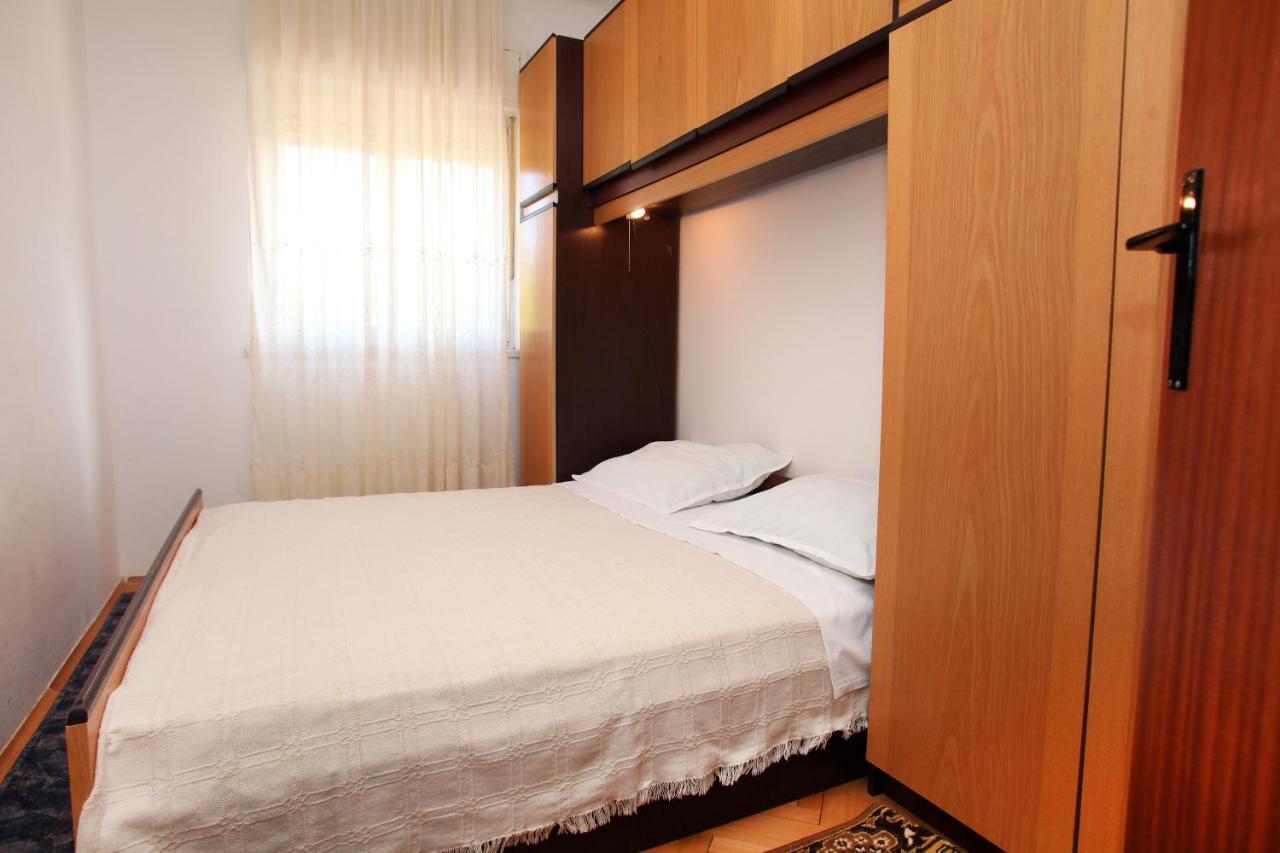 Apartments By The Sea Vinisce, Trogir - 4892 Exterior foto